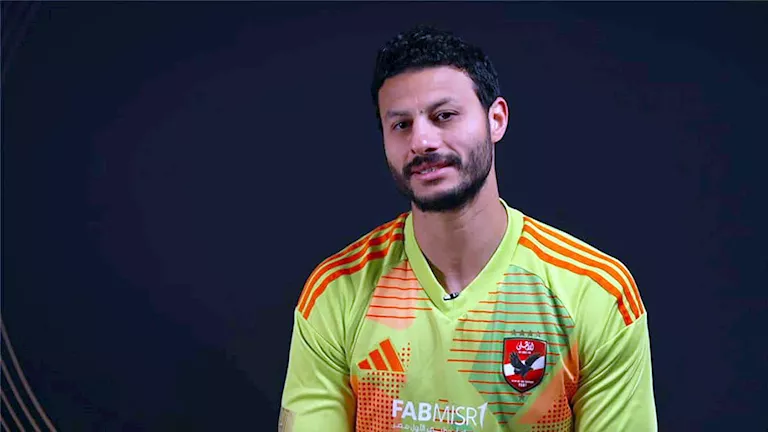تفاصيل جلسة محمد الشناوي مع لاعبي الأهلي قبل مواجهة الزمالك